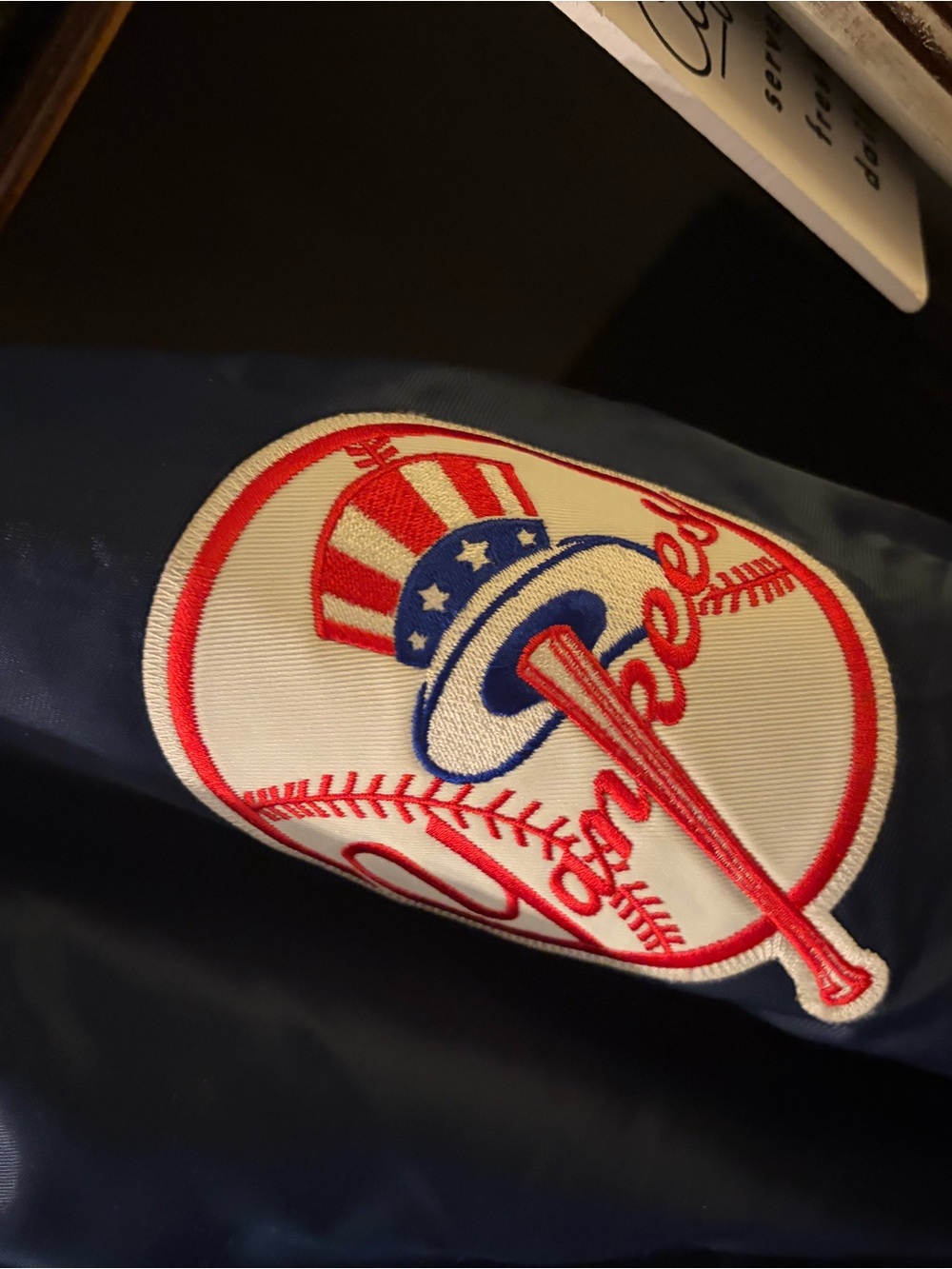 New York Yankees Navy Satin Bomber Jacket - Classic Script Authentic Majestic XL - Picture 4 of 9